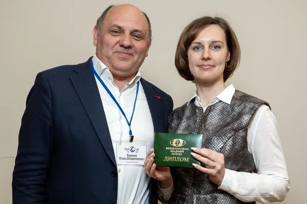 Ольга Соловьёва получила диплом академика Международной Академии Холода