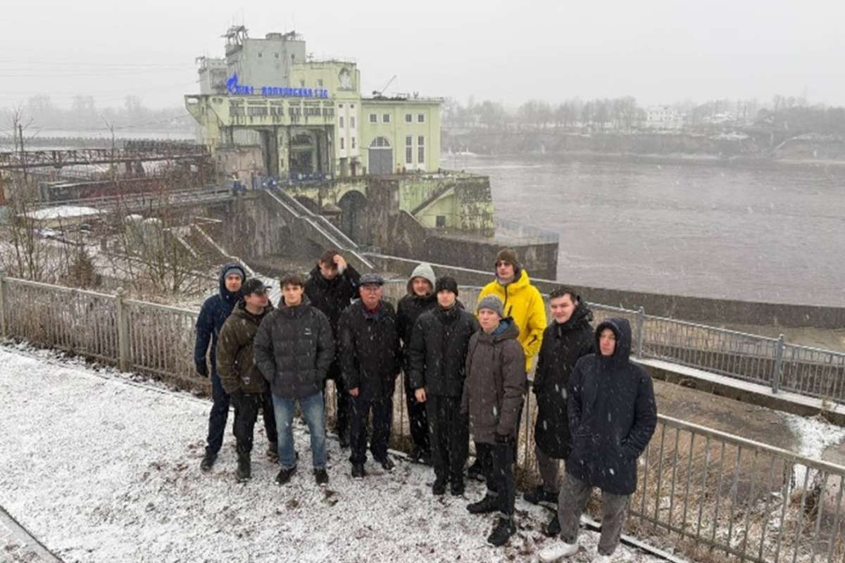Студенты ИСИ посетили Волховскую ГЭС в рамках дисциплины «Гидроэлектростанции и ВИЭ»