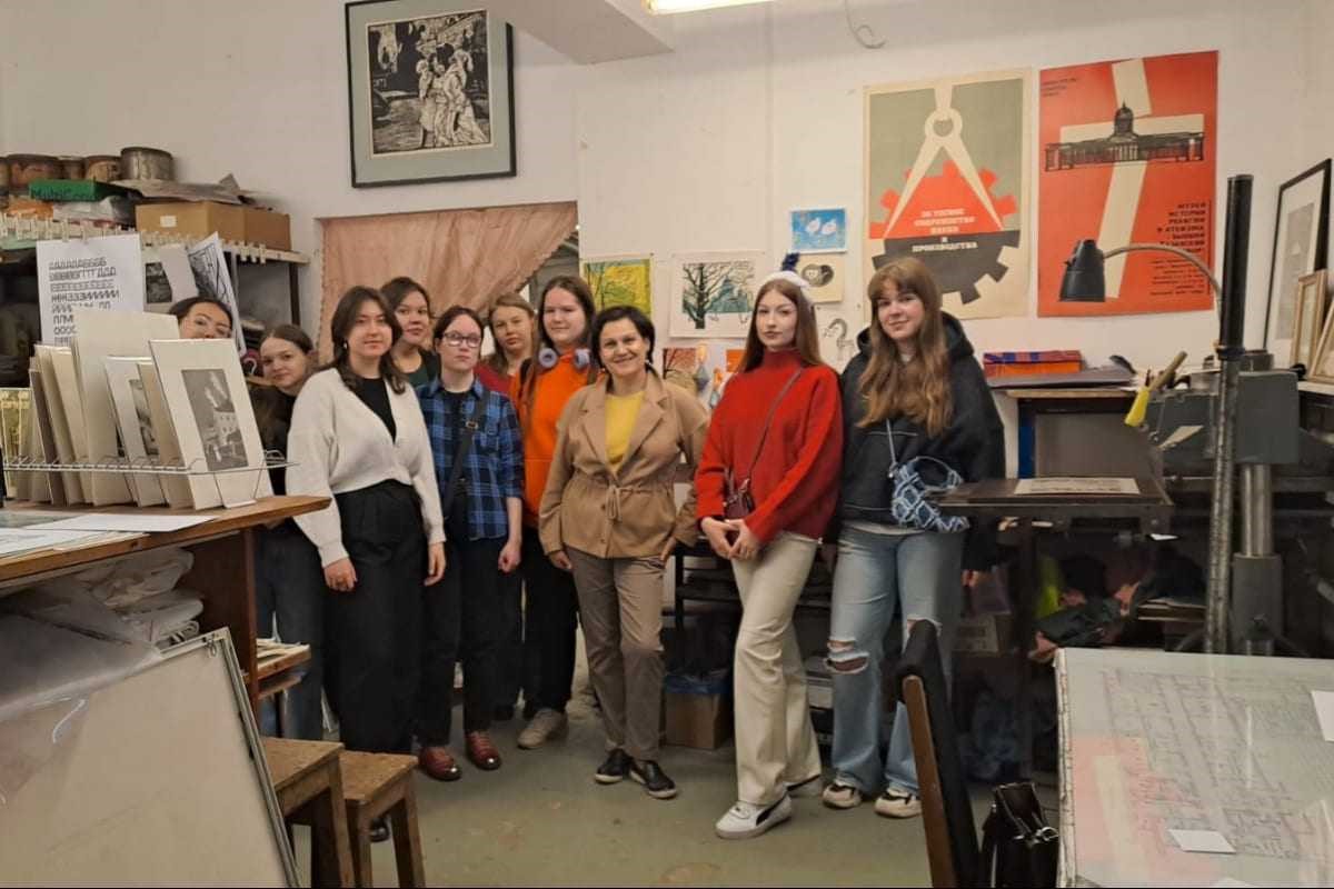 В ИСИ прошла практика по исследованию печатных техник студентов направления «Дизайн»