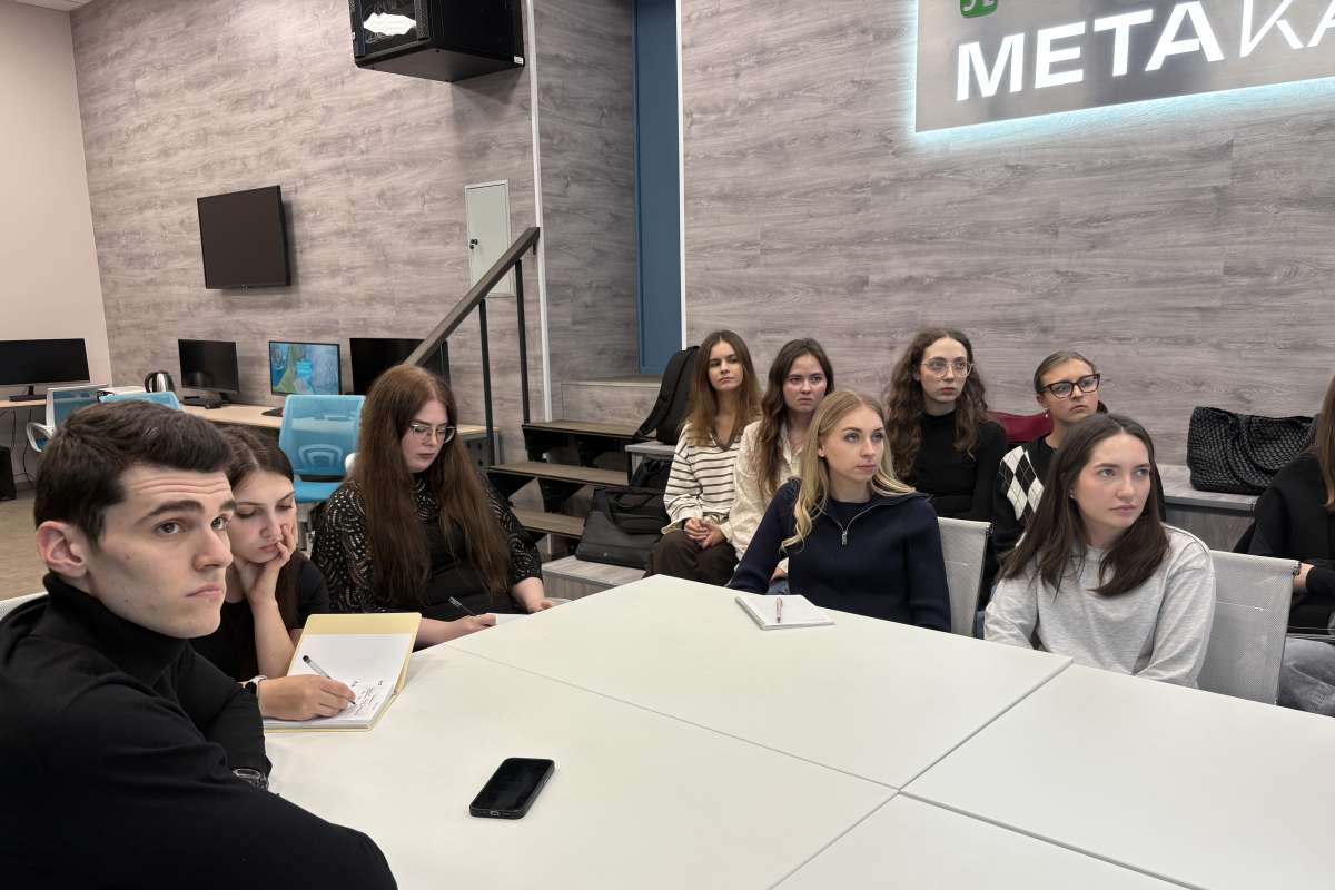 В ИСИ стартовала новая программа дополнительного образования «Реконструкция и реставрация зданий» В ИСИ стартовала новая программа дополнительного образования «Реконструкция и реставрация зданий»