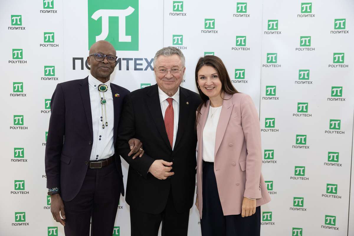 Представители ИСИ отмечены благодарностями на торжественном собрании послов и благотворителей СПбПУ