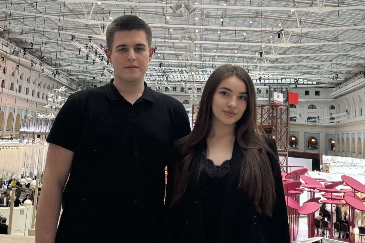 Студенты ИСИ завоевали серебро на международном чемпионате «BRICS Future Skills Challenge» в компетенции по технологиям информационного моделирования 