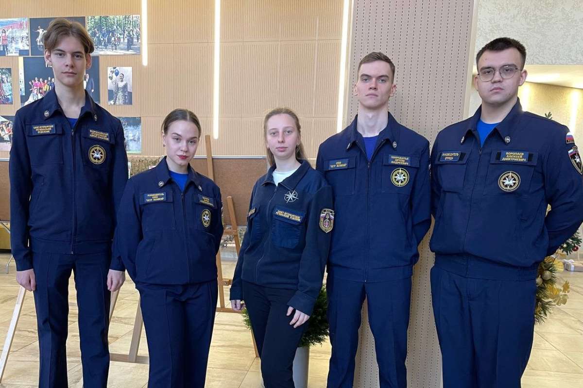 Студенты ИСИ и КРСУ приняли участие в мероприятии, приуроченному ко Дню спасателя