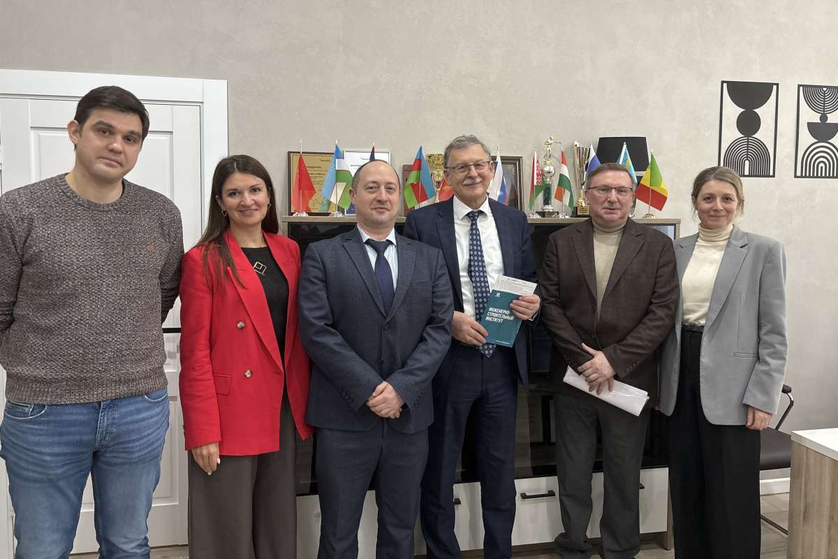 ИСИ развивает сотрудничество с Академией управления городской средой, градостроительства и печати