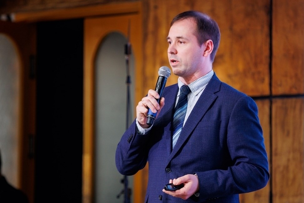 Преподаватель ИСИ Александр Галямичев выступил с докладом на совещании в Правительстве Санкт-Петербурга